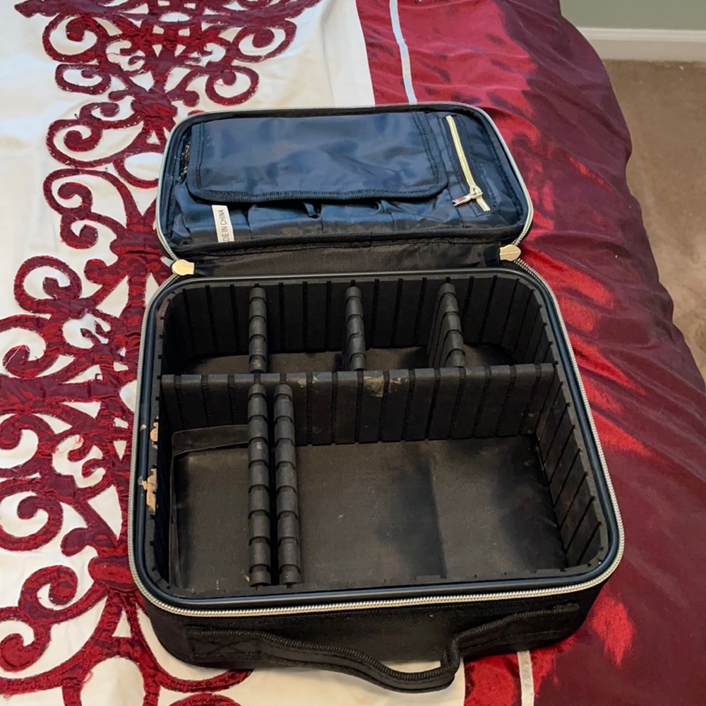 Makeup bag